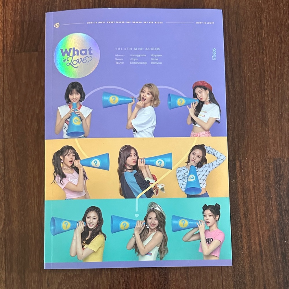 Twice 'What is Love?' Mini Album Special + preorder photo cards